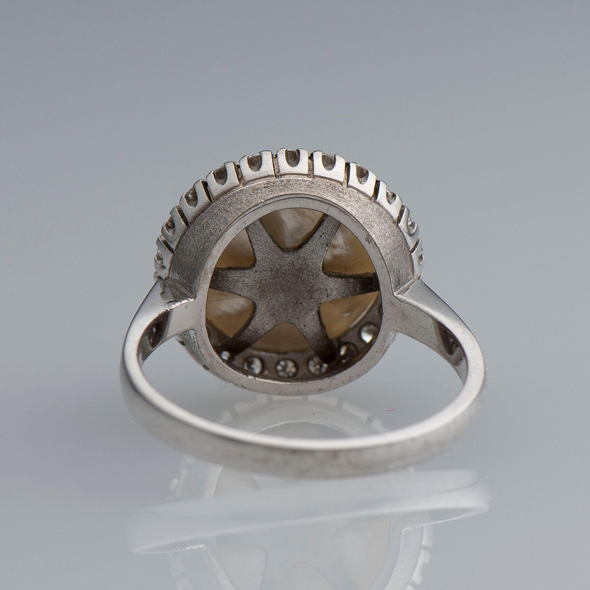 RING, mabepärla, briljantslipade diamanter, 18K vitguld.