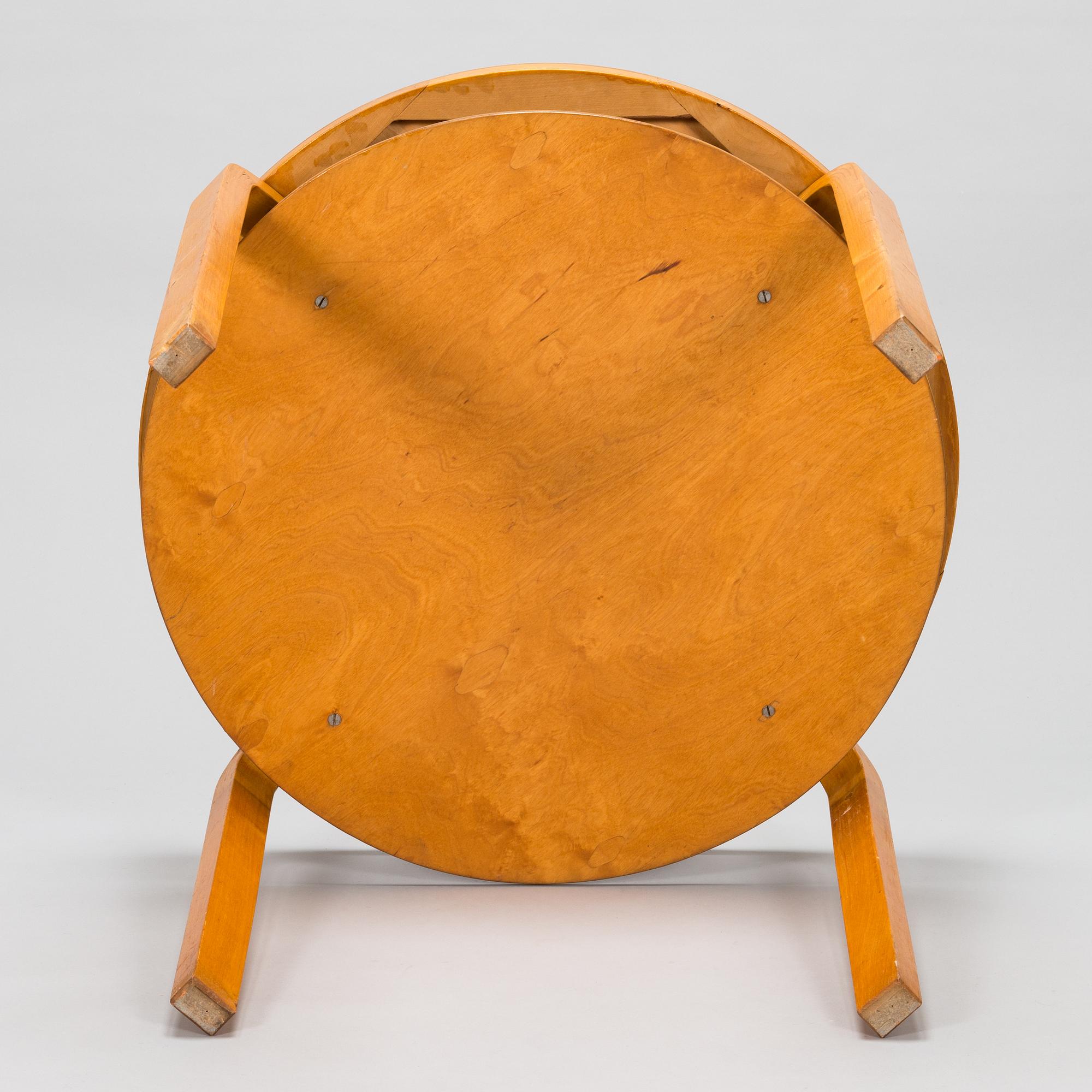 Alvar Aalto, bord, modell A72 för O.Y. Huonekalu- ja Rakennustyötehdas A.B. 1930/1940-tal.