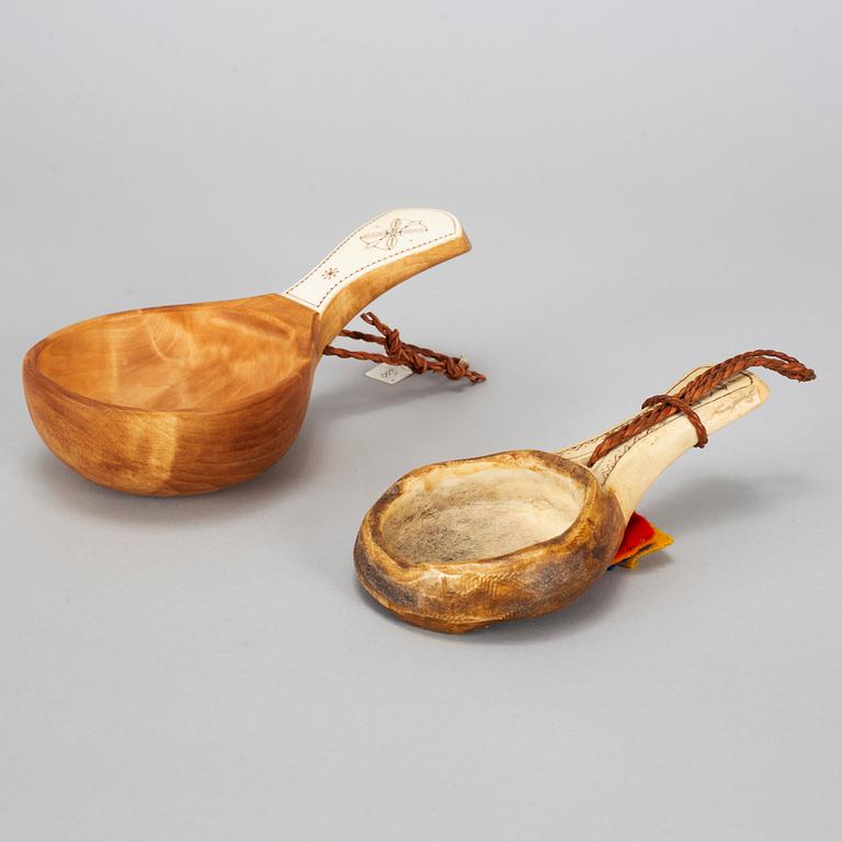 Two Sami drinking cups, birch and reindeer horn, signed H.F. and TE.