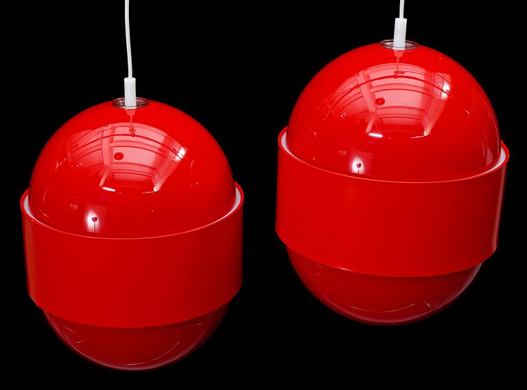 TAKLAMPOR, ett par, "Globo ring", Uno & Östen Kristiansson, Luxus, 1970-tal. Höjd ca 42 cm.