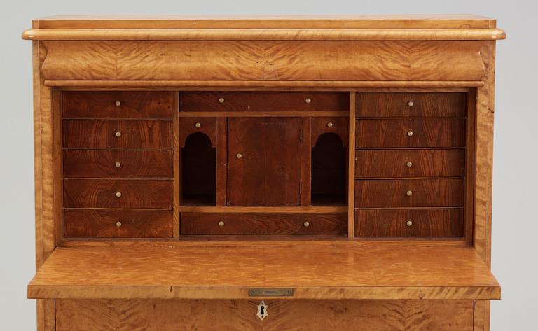 CHIFFONJÈ, senempire, 1800-talets mitt.