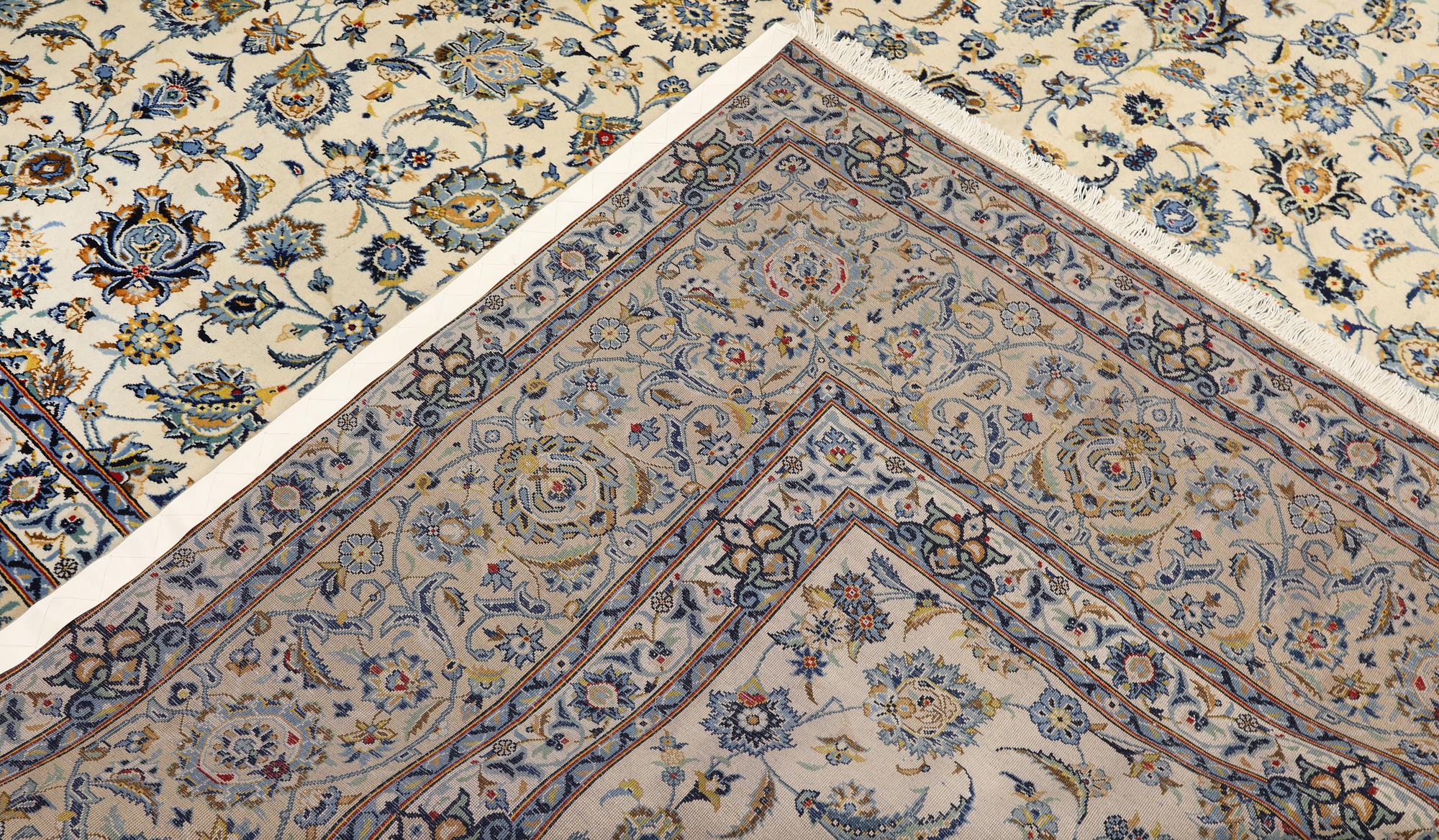 A Keshan carpet, 415 x 303 cm.