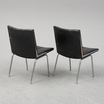 HANS J WEGNER, a pair of 'CH 401' 'Lufthavnstolen' chairs from the Kastrup series, Denmark, 1960's.