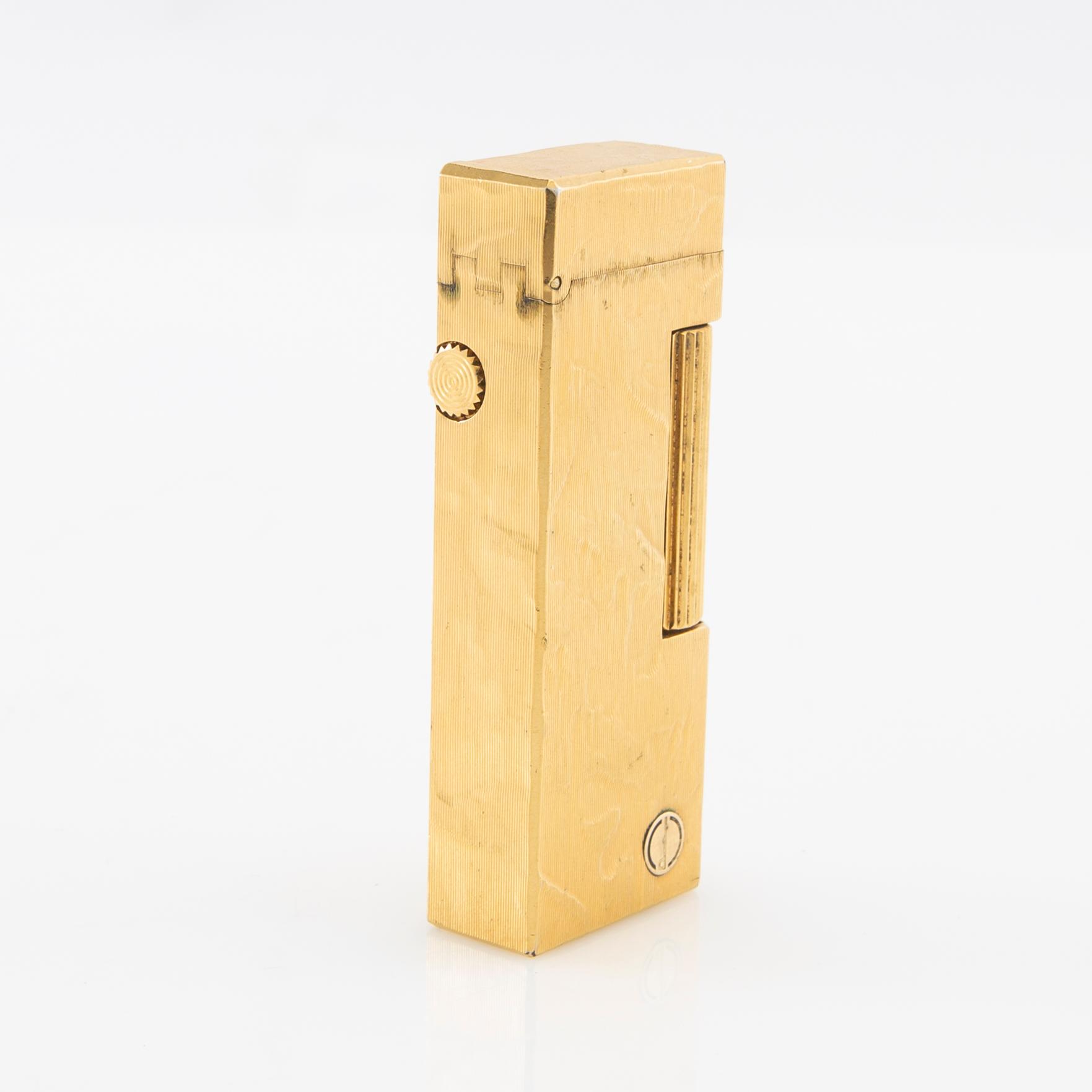 Dunhill lighter.