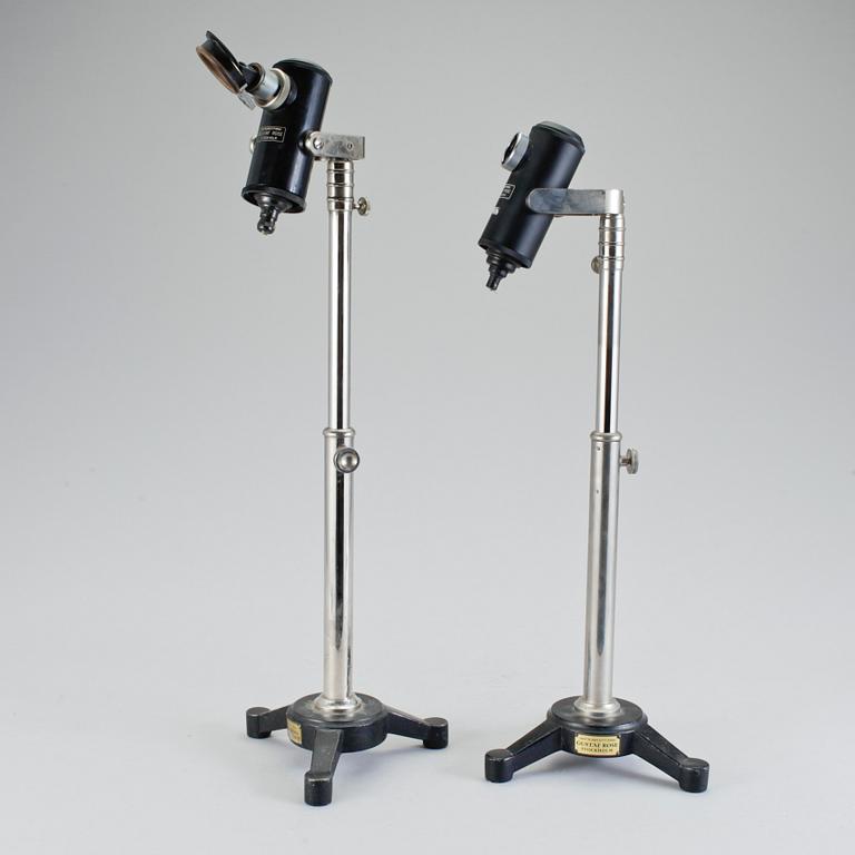 INSTRUMENT / OPTISKA INSTRUMENT, ett par, Instrumentfirma, Gustaf Rose, Stockholm. 1940/50-tal.