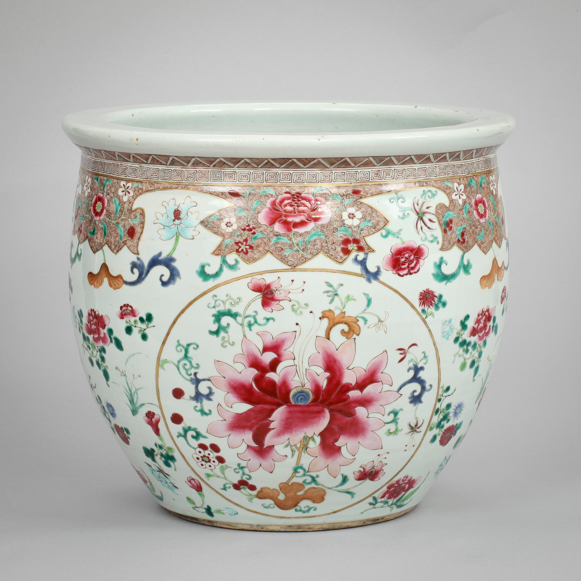 YTTERFODER, porslin. Kina, 1800/1900-tal.