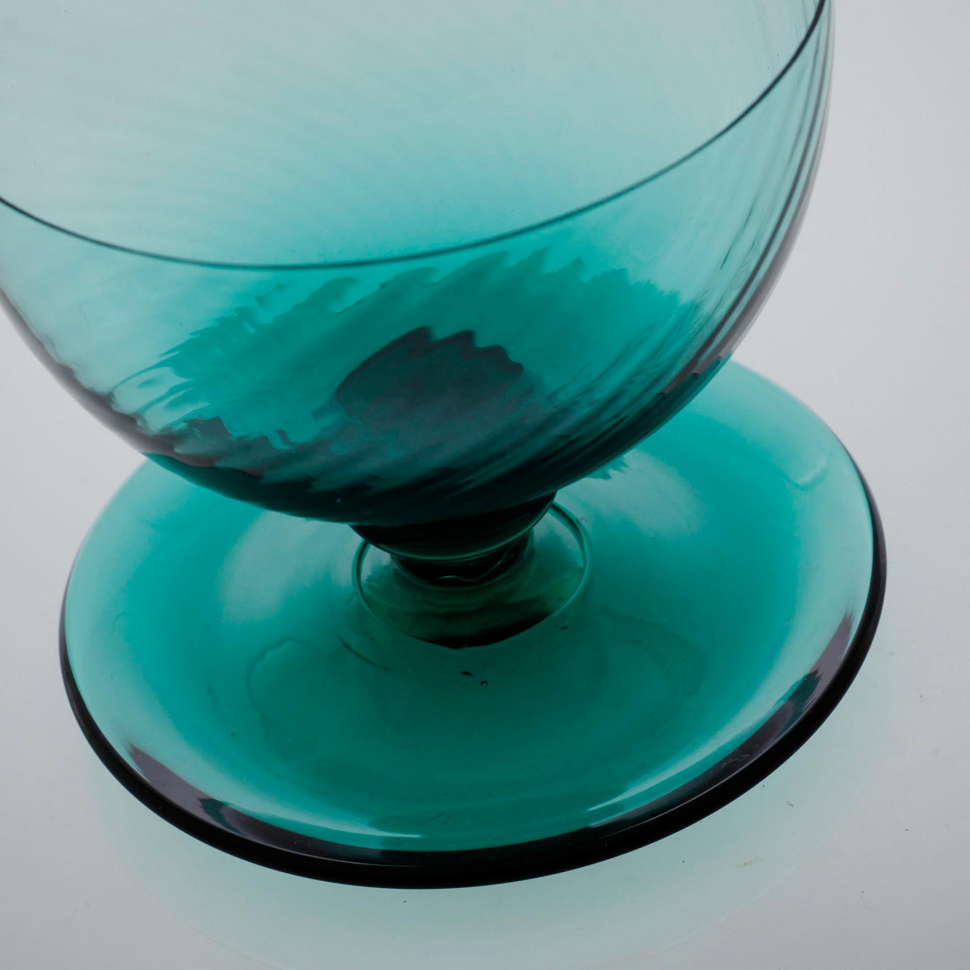 SIGNE PERSSON-MELIN, 9 st, dessertskålar samt kanna, glas, Hovmantorp, omkring 1900-talets mitt.