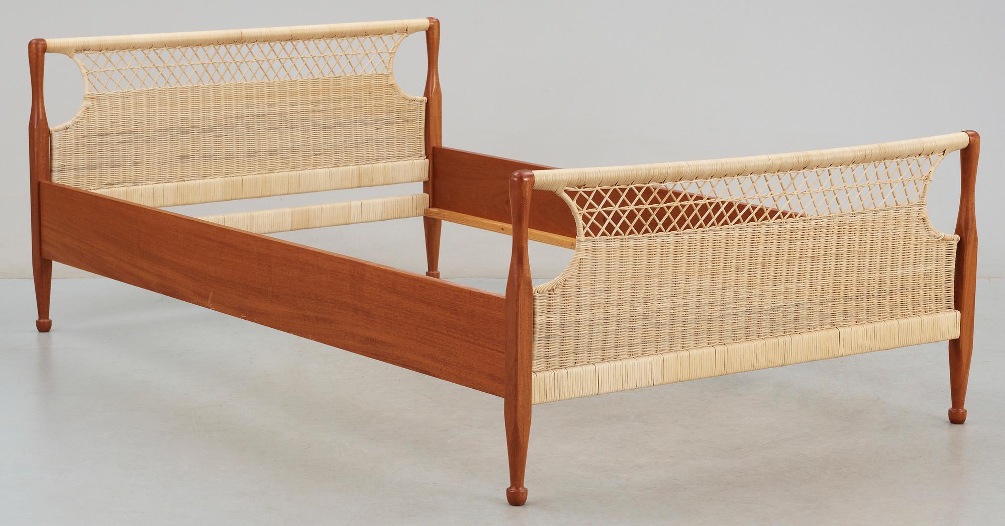 SÄNG, 4 delar, Josef Frank, Svenskt Tenn, modell 960, formgiven 1939.