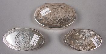 DOSOR, 3 st, silver. Stephan Westerstråhle, Västervik 1795, Gustaf Hagström, Stockholm 1808 samt  Jonas Berg, Stockholm 1784.