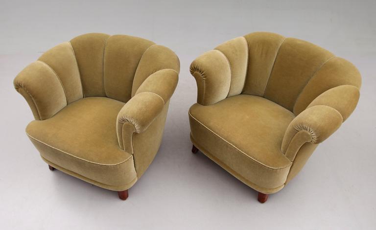 FÅTÖLJER, 1 par, 1900-talets första hälft.