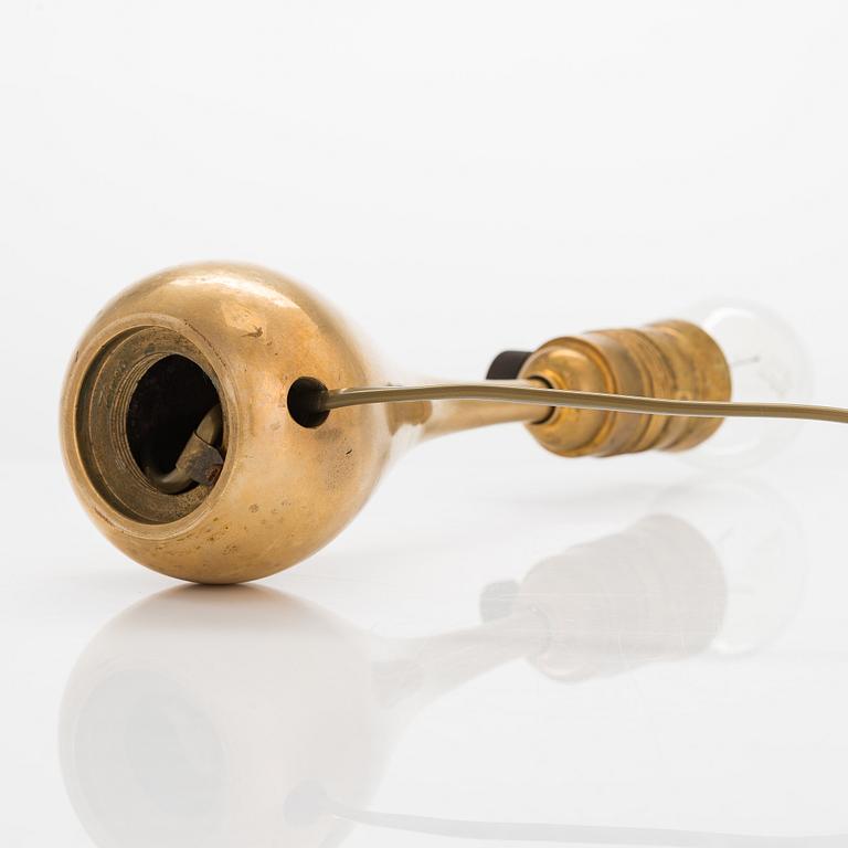 Mauri Almari, pöytävalaisin, malli K11-21 Idman, 1900-luvun puoliväli.