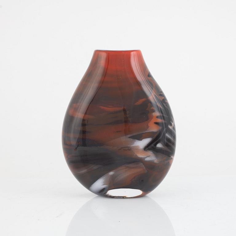 Robert Oldergaarden, a unique 'graal' vase, Oldergaard Glashytta.