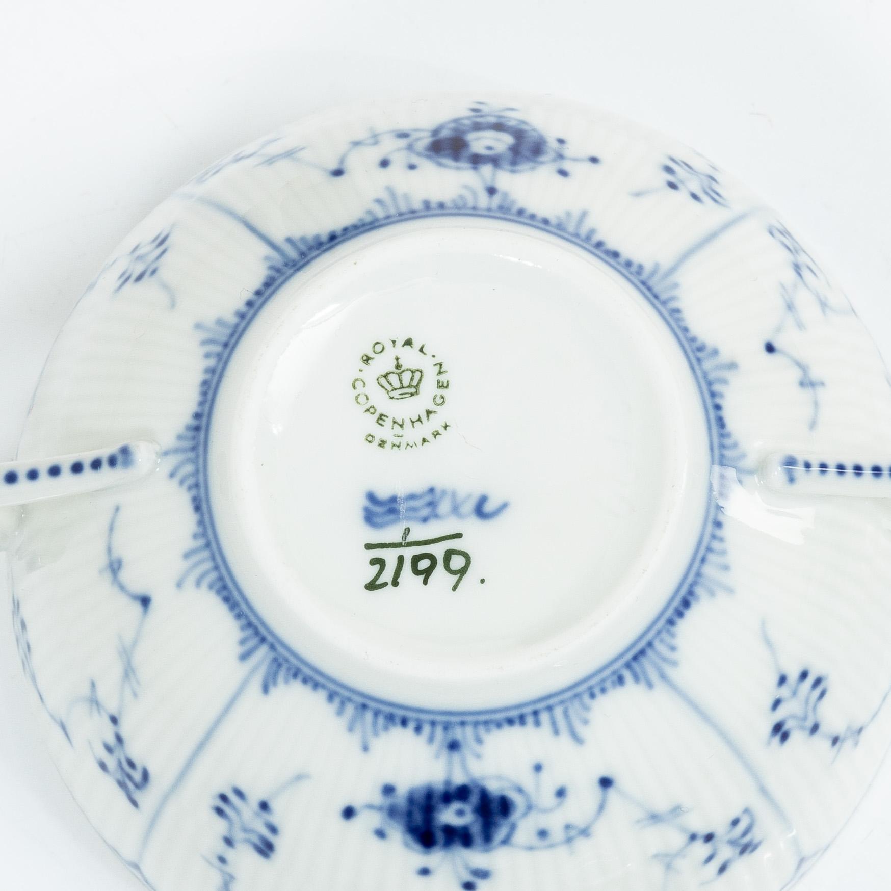 Royal Copenhagen, 14 'Blue Fluted Half Lace' tableware parts, Denmark, 20th century.