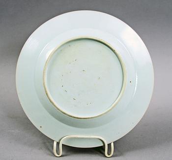 TALLRIK, porslin. Kina, 1700-talets mitt.