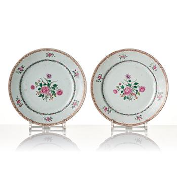 A set of six famille rose diner plates, Qing dynasty, Qianlong (1736-95).