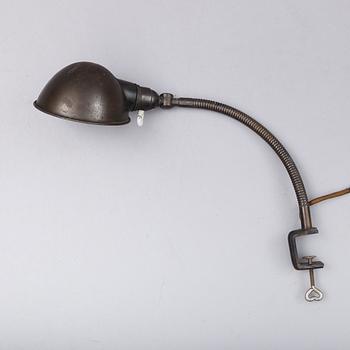 BORDSLAMPA, industrimodell, 1900-talets första hälft.