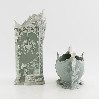 Vase and bowl England 20th century jasperware.