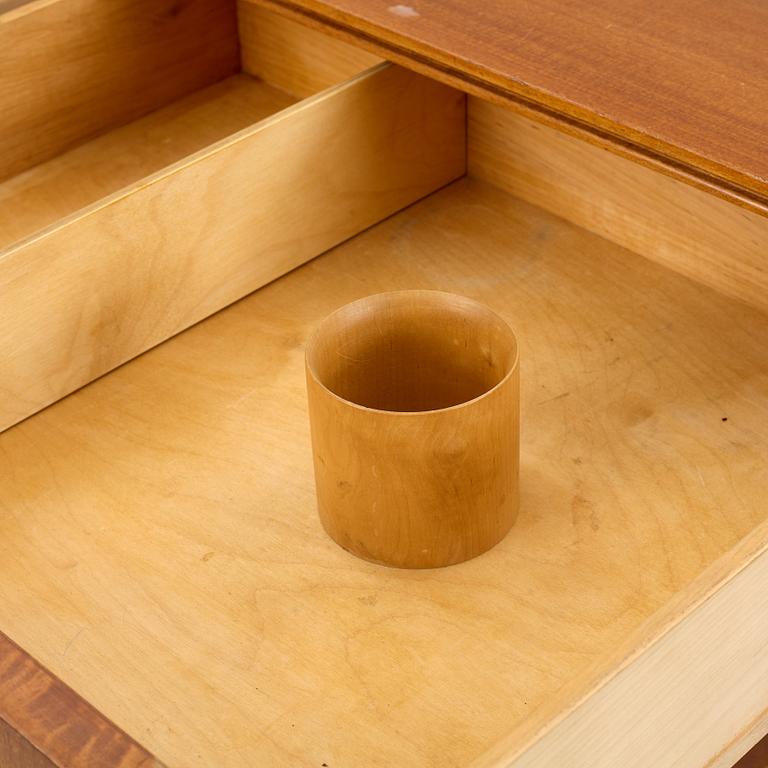 Byrå, Swedish Modern, AB Svenska Möbelfabrikerna, Bodafors, 1940-tal.