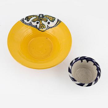 Ulrica Hydman-Vallien, two signed ceramic bowls, unique.