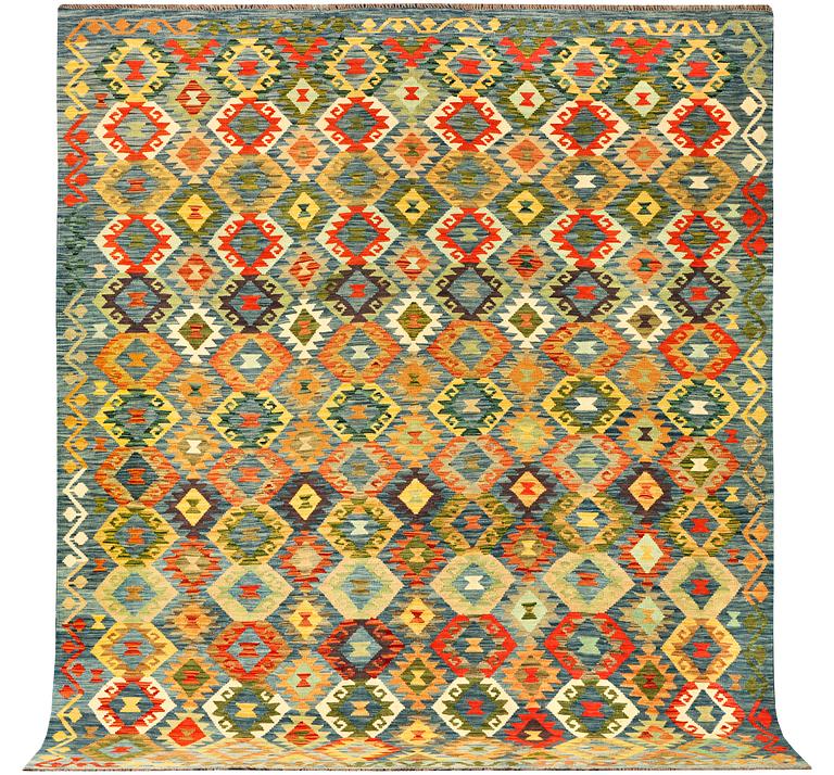 A Kilim carpet, c. 295 x 261 cm.