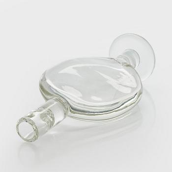 Oiva Toikka, A glass candle holder, signed Oiva Toikka Nuutajärvi Notsjö.