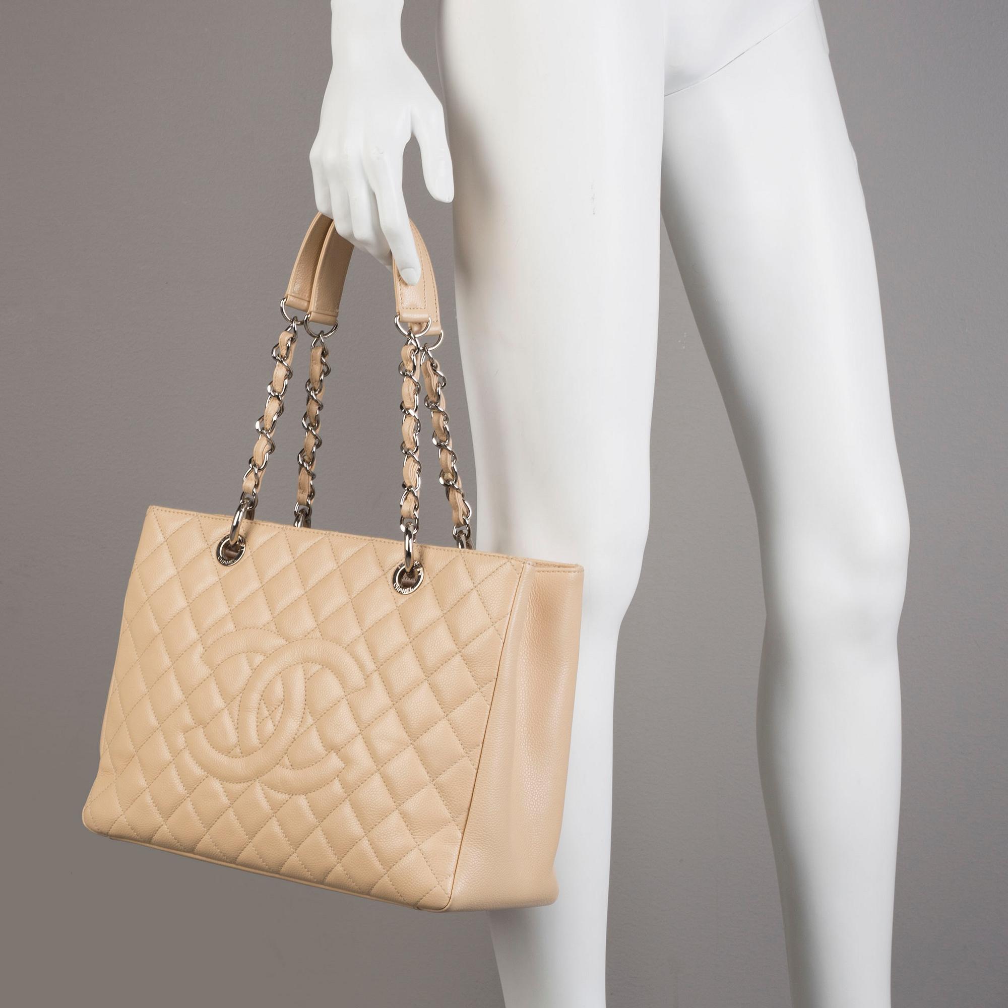 CHANEL, "Shopping Tote", väska, 2010-11.