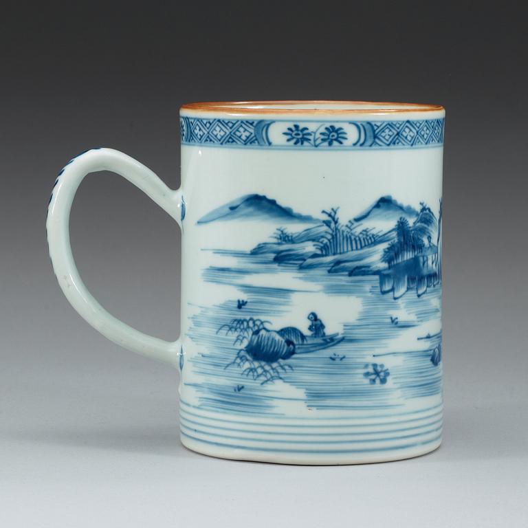 A blue and white tankard, Qing dynasty Kangxi (1662-1722).
