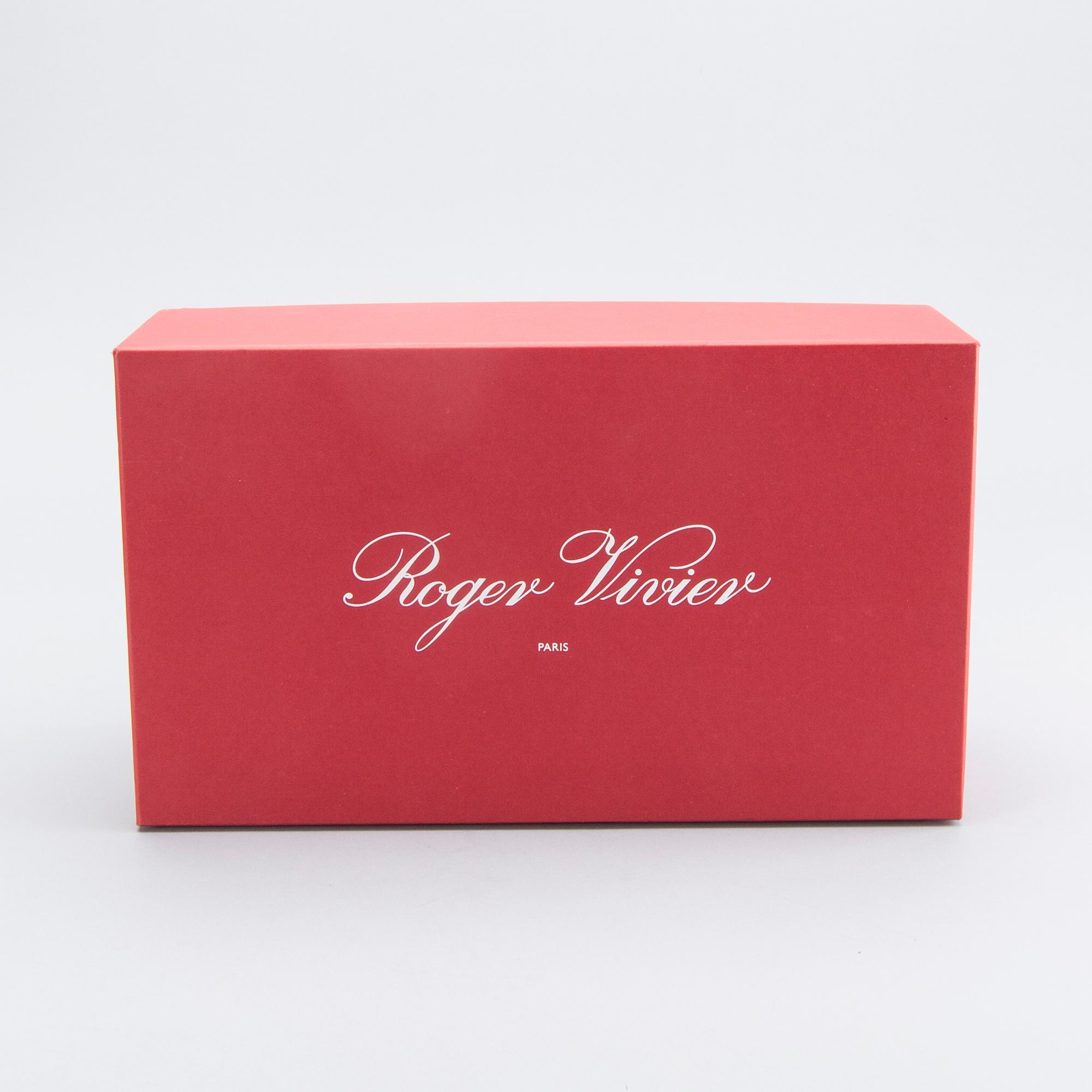 Tods`s och Roger Vivier, skor 2 par 37-37,5 enligt märkning.