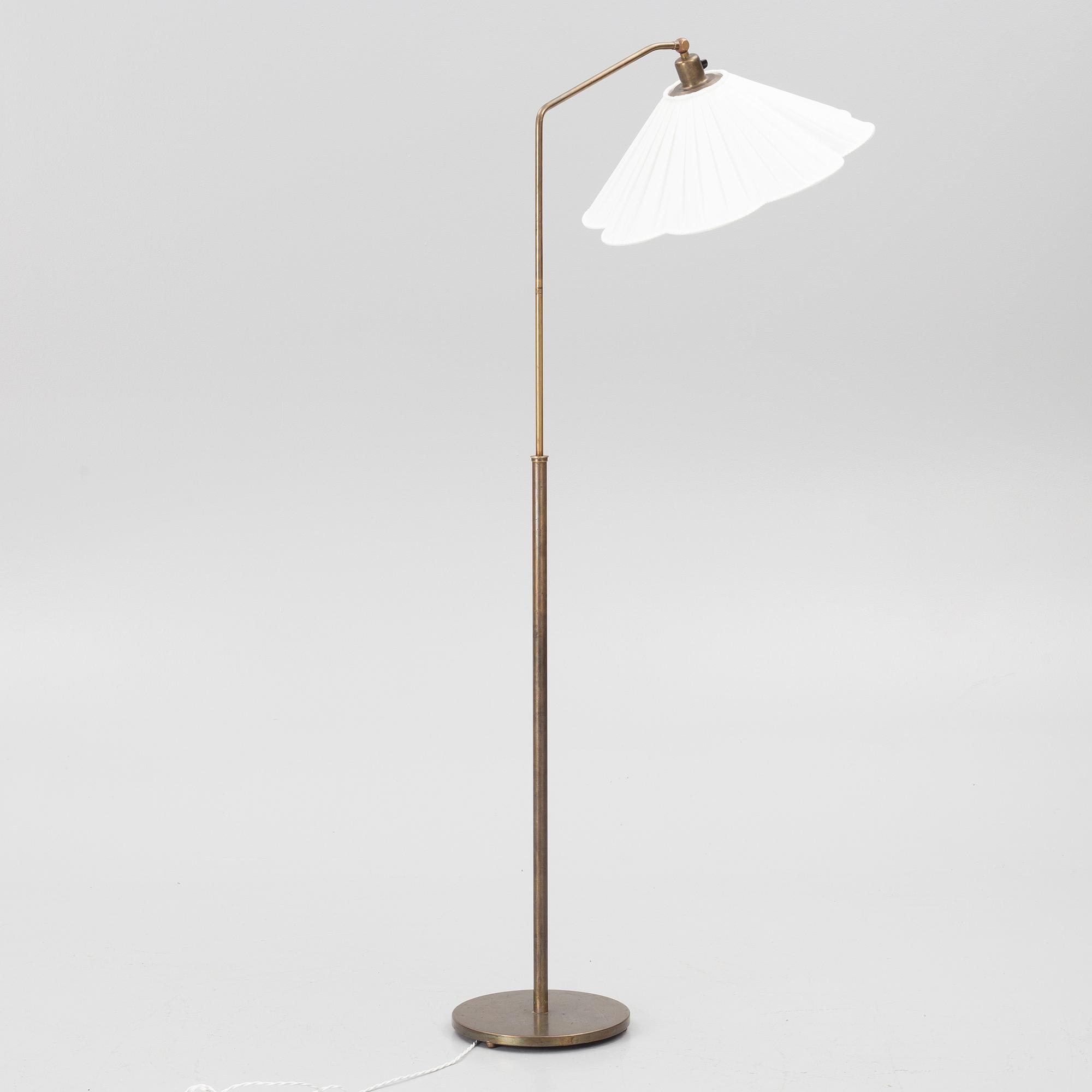 Harald Notini, a floor lamp model 15230, Arvid Böhlmarks Lampfabrik, Stockholm, 1940s.