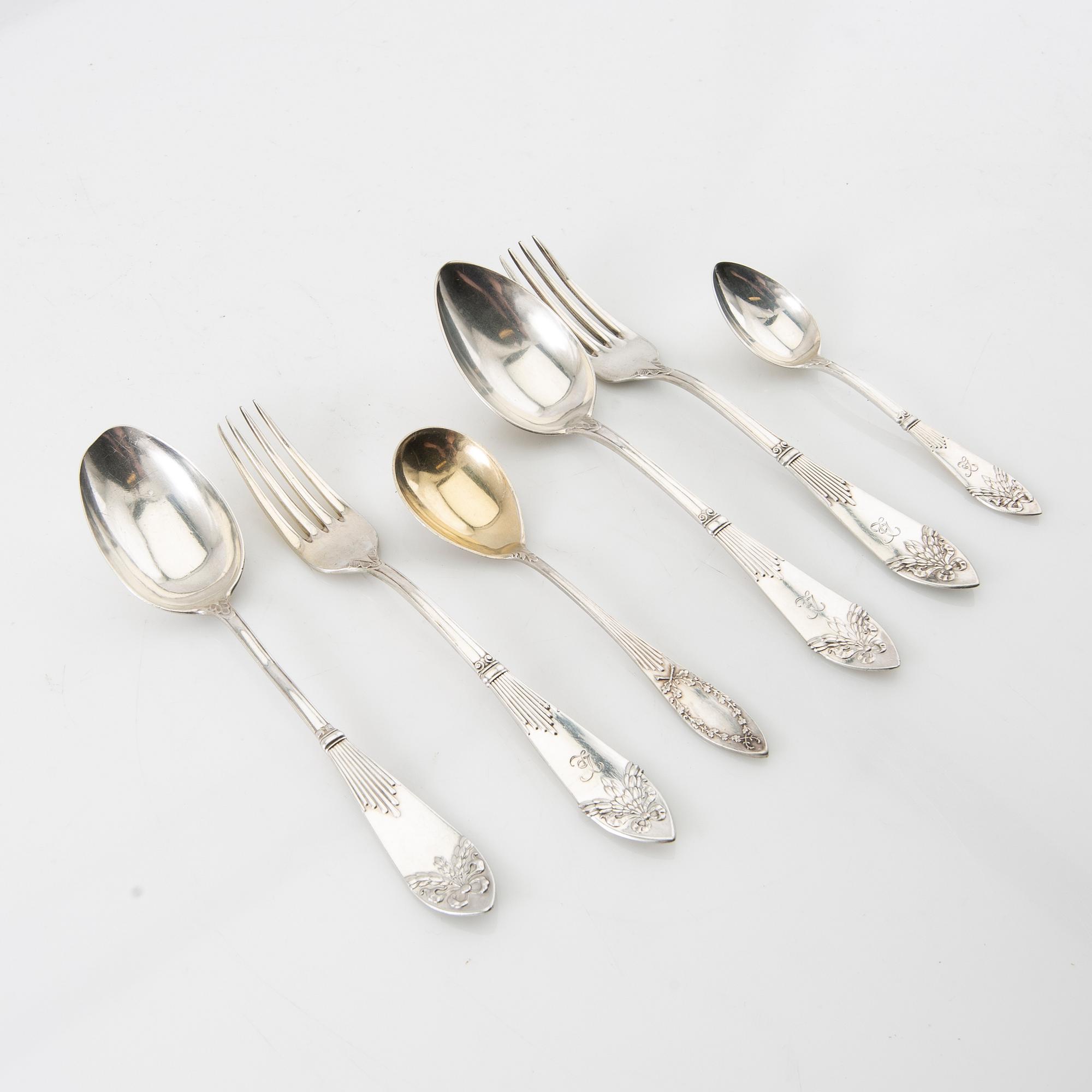 CG Hallberg cutlery 40 dlr "Empire" (mostly) silver Stockholm early 20th century.