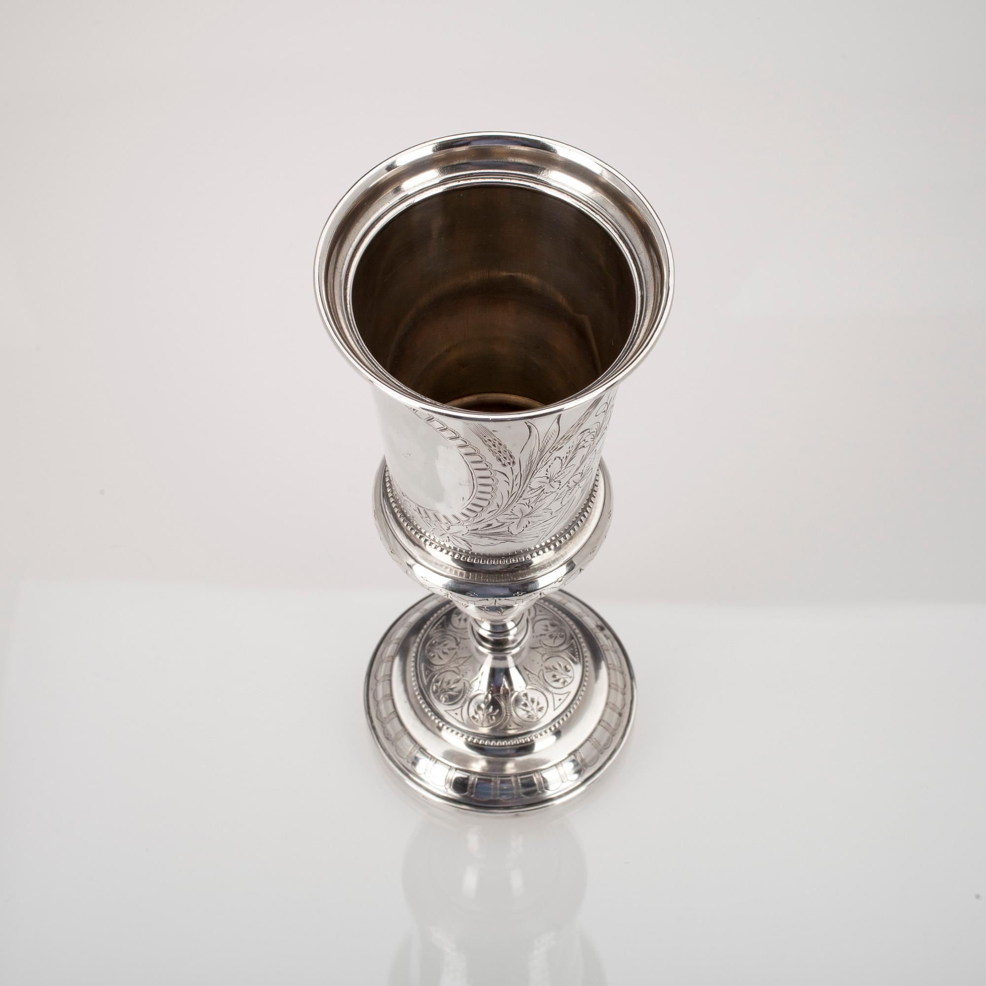 BÄGARE, 800 silver. Österrike-Ungern sent 1800-tal. Vikt 202 g.