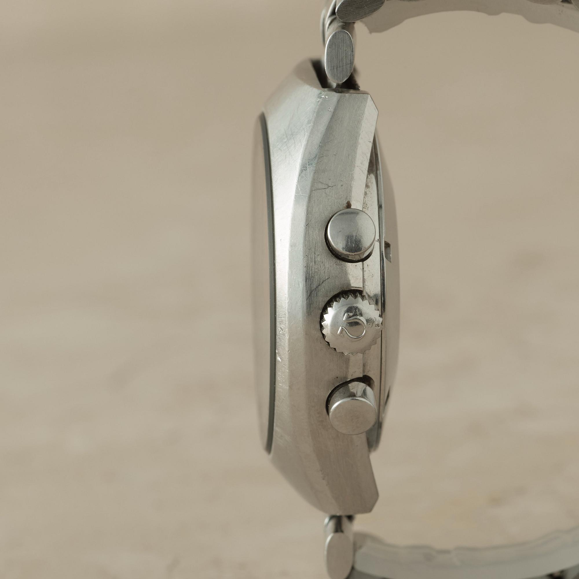 OMEGA, Speedmaster Professional, Mark II (T SWISS MADE T), "Tachymetre", "Racing Dial", chronograph,