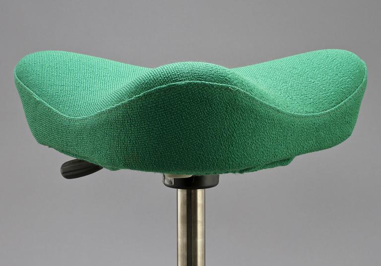 ARBETSSTOL, "Move", Per Øie, Stokke, 1900-talets andra hälft.