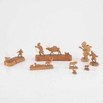 Martin Stenström, a group of eight figurines and Arthur Andersson Pokka, a figurine.