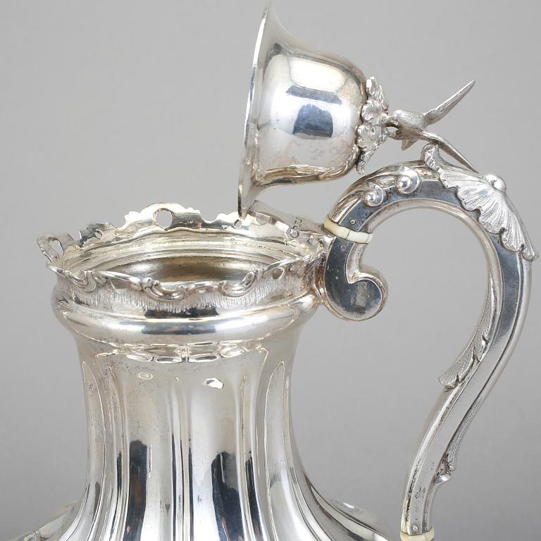 KAFFEKANNA, silver, nyrokoko, Stockholm, 1855. Vikt ca 1035 gram.