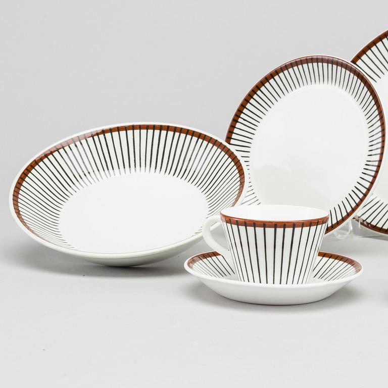 STIG LINDBERG, servis "Spisa Ribb", 42 dlr, benporslin, Gustavsberg, 1955-1974.