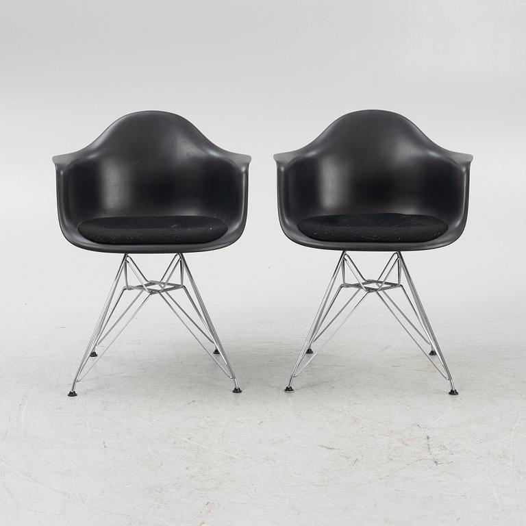Charles and Ray Eames, stolar, 6 st, "Plastic Chair DAR", Vitra 2011.