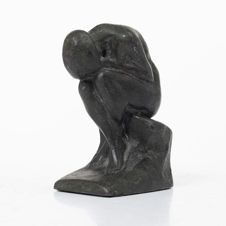 Halvar Frisendahl, Seated figure.
