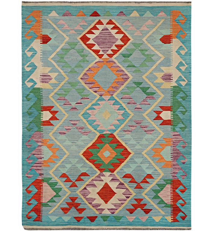 A Kilim rug, c. 195 x 137 cm.