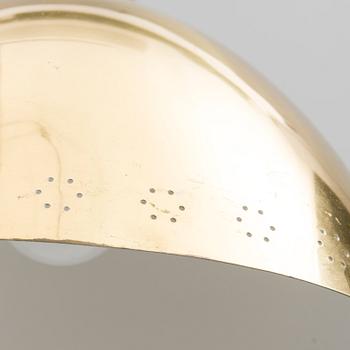 Lisa Johansson-Pape, Golvlampa, modell 2062, Stockmann Orno, 1900-talets mitt.