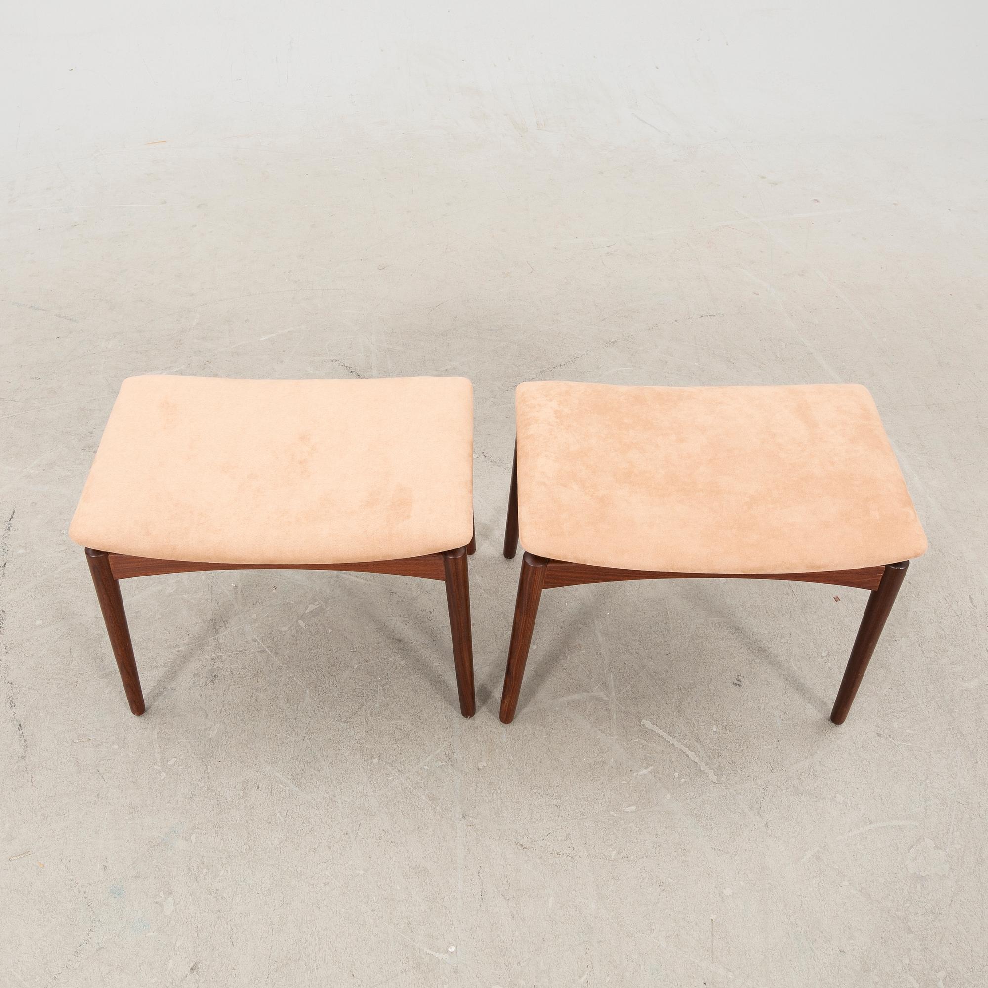Sigfrid Omann, stools a pair, Ølholm Møbelfabrik  mid 20th century.