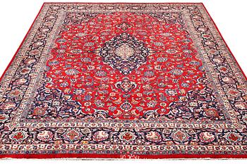A Keshan carpet, c. 390 x 290 cm.