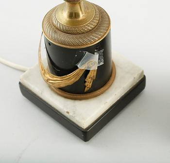 BORDSLAMPOR, 1 par, empirestil, 1900-talets första hälft.