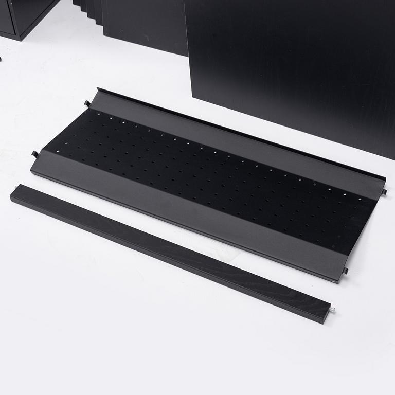 Nils Strinning, hyllsystem, "String".