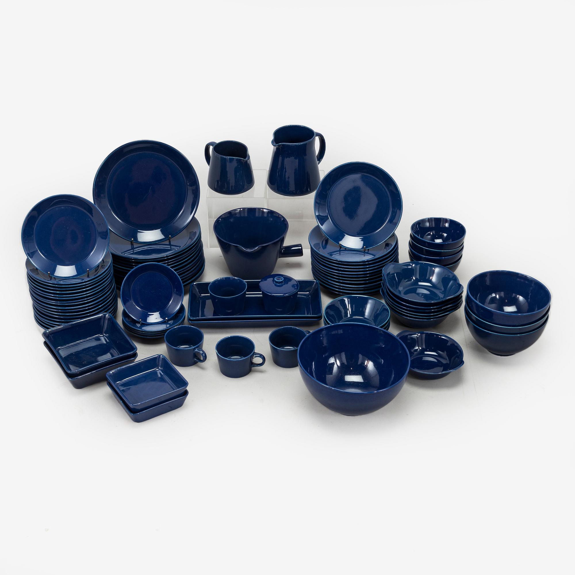 Kaj Franck, an 83-piece porcelain "Kilta" service, Arabia mid-20th century.