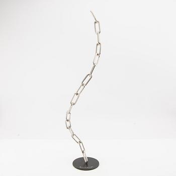 Oscar Reutersvärd, sculpture of an upward-striving chain.