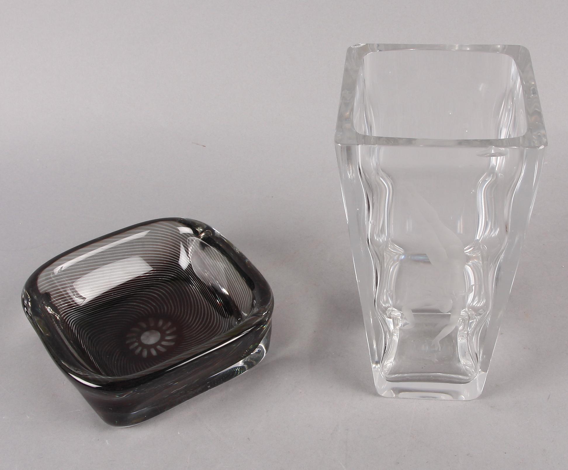 VAS SAMT SKÅLFAT, glas, Vicke Lindstrand resp Edward Hald Orrefors.