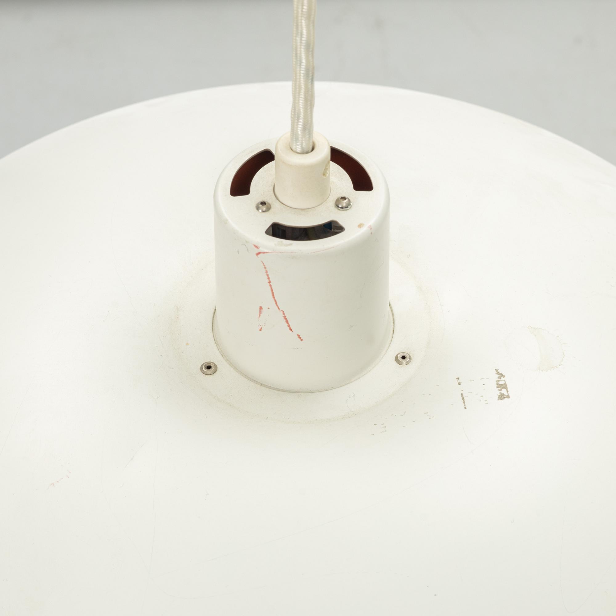 Poul Henningsen, taklampor, 2 st "PH 3/4", Louis Poulsen, Danmark.