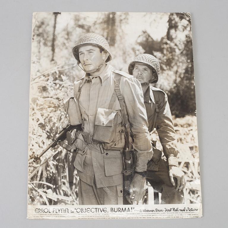 Autographs, movie memorabilia, photos , including Hasse Ekman the older, Karl Gerhard, Tom Cruise, Liza Minelli.