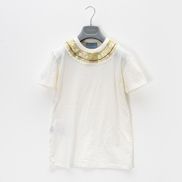 Prada, a set of 2 t-shirts and a tank top, size XS.